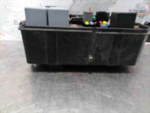 Foto 4ª: Caja Reles Fusibles Opel Corsa EXPRESSION 75CV 55KW [B14XER] (2017)