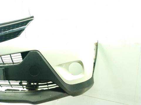 Foto 2ª: Paragolpes Delantero Toyota Rav4 2.2 D 4WD ALA49) [2AD-FHV] (2012)