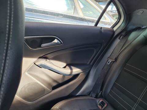 Foto 2ª: Asientos Traseros Mercedes Clase A 140 A 180 CDI BLUEEFFICIENCY 176.000) 109CV 80KW [651901] (2013)