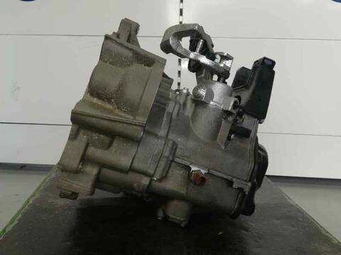Foto 2ª: Caja Cambios Audi A1 ATTRACTION 95CV 70KW [CHZ] (2015)