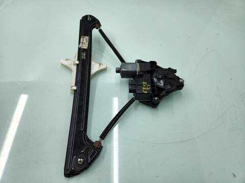 Elevalunas Manual Trasero Izquierdo Volkswagen Golf ADVANCE BLUEMOTION 105CV 77KW
