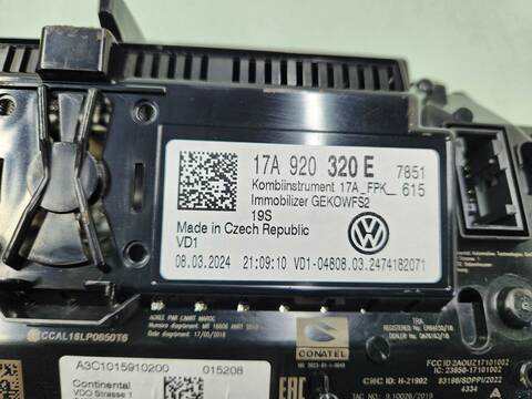 Foto 3ª: Cuadro de Instrumentos Volkswagen T-Roc STYLE 149CV 110KW [DXDB] (2024)