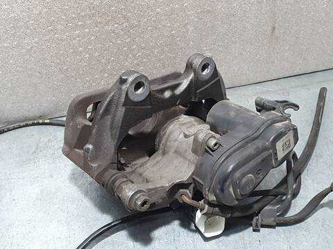 Foto 3ª: Pinza Freno Trasera Derecho Mercedes Clase C 160 C 63 AMG 205.386) COUPE 476CV 350KW [177980] (2016)