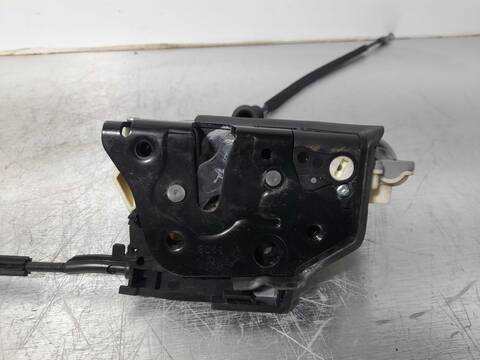 Foto 3ª: Cerradura Puerta Delantera Derecha Volkswagen Passat 2.0 TDI BERLINA 140CV 103KW [CBA] (2008)