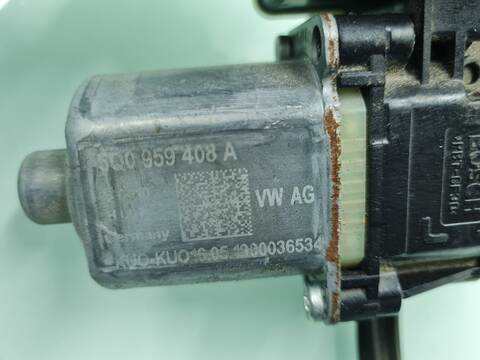 Foto 2ª: Elevalunas Manual Trasero Derecho Volkswagen Golf LAST EDITION BERLINA 101CV 74KW [ATD] (2003)