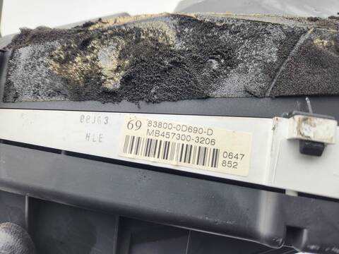 Foto 4ª: Cuadro de Instrumentos Toyota Yaris SOL 90CV 66KW [1ND] (2007)