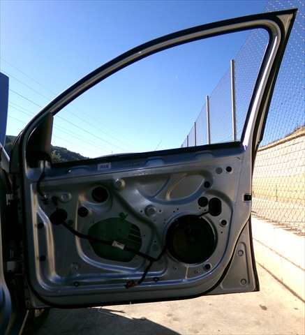 Foto 2ª: Puerta Delantera Derecha Volkswagen Golf 1.6 FSI SERIE 5, 2004-2008 [BLF] (2007)