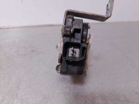 Foto 3ª: Cerradura Puerta Trasera Derecha Mitsubishi Outlander 2.0 2WD 136CV 100KW [4G63] (2003)
