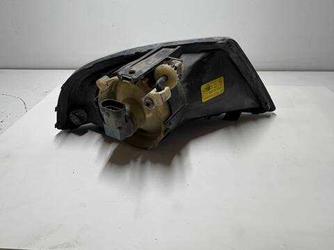 Foto 2ª: Faro Antiniebla Delantero Derecho Ford Mondeo CHBA TURNIER (2001)