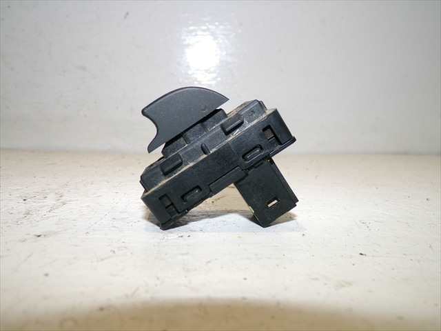 Foto 2ª: Botonera Elevalunas Peugeot 308 1.6 HDI SW 2007-2013 [9HZ] (2009)