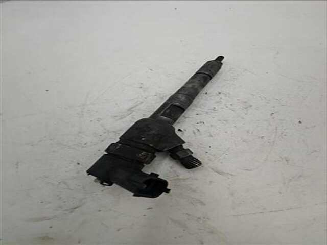 Foto 3ª: Inyectores Opel Corsa 1.3 111 YEARS [1.3 LTR. - 70 KW 16V CDTI]