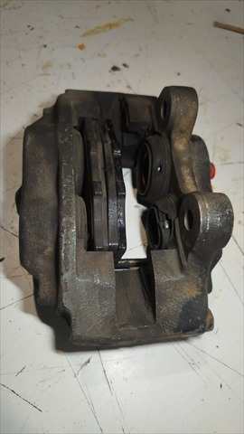 Foto 3ª: Pinza Freno Delantera Derecho Toyota Land Cruiser 2.4 TD LJ 70 [2LT] (1990)