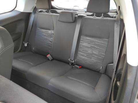Asientos Traseros Peugeot 208 ZM01