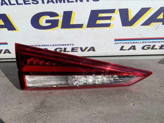 Piloto Portón Izquierdo Seat Arona 1.0 TSI115CV 0CV