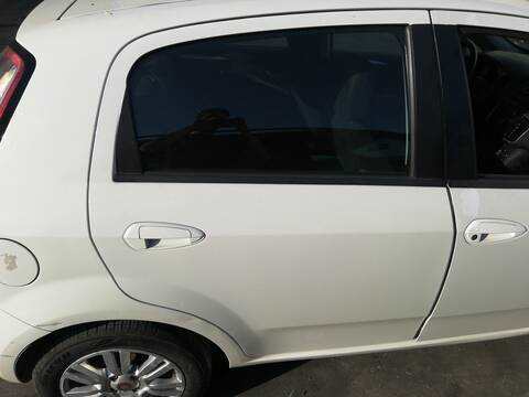 Puerta Trasera Derecha Fiat Punto 1.4 G III EVO 77CV 57KW 199) 350A1000