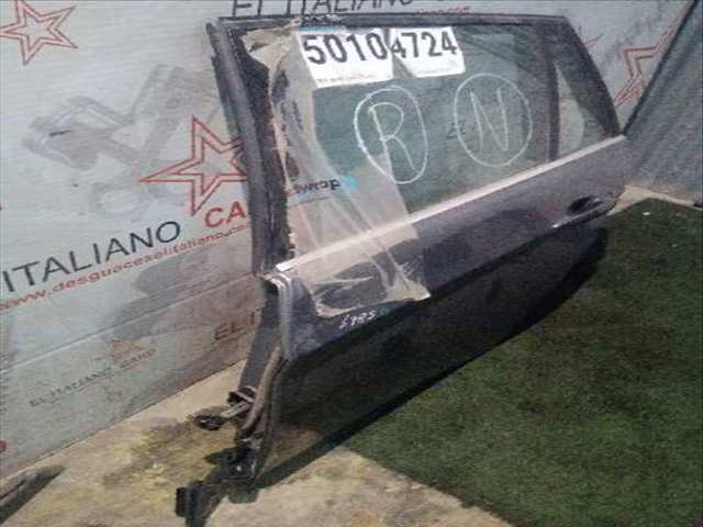 Foto 2ª: Puerta Trasera Izquierda Bmw Serie 3 315 318D 143CV 105KW [N47D20C] (2011)