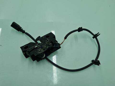 Foto 2ª: Cerradura Capot Seat Ibiza STYLE CONNECT 90CV 66KW [CJZC] (2017)