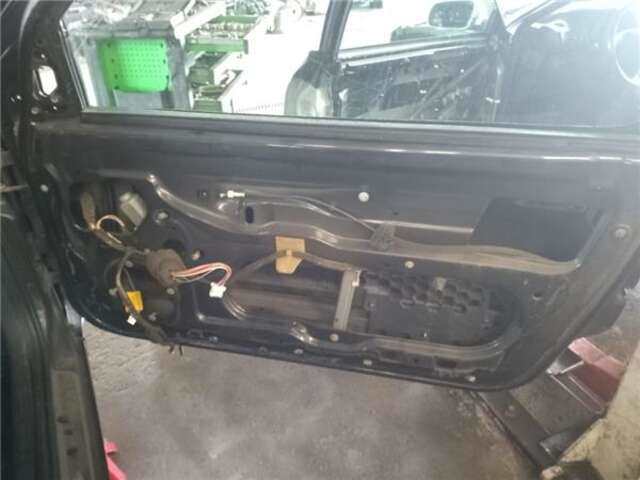 Foto 3ª: Puerta Delantera Derecha Renault Clio 1.5 AUTHENTIQUE [1.5 LTR. - 60 KW DCI DIESEL] [K9K B7]