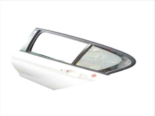 Foto 2ª: Puerta Trasera Izquierda Bmw Serie 1 114 118 D (2011)