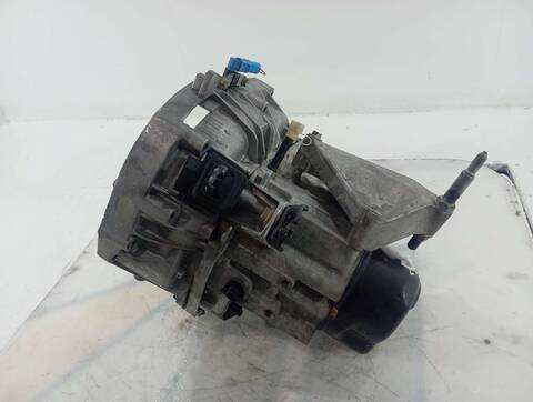 Foto 2ª: Caja Cambios Renault Megane 1.6 16V RT 107CV 79KW I FASE 2 CLASSIC LA..) [K4M700] (2002)