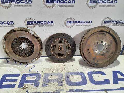 Foto 3ª: kit Embrague Mercedes Clase A 140 1.4 CAT 82CV [M166940] (1997)