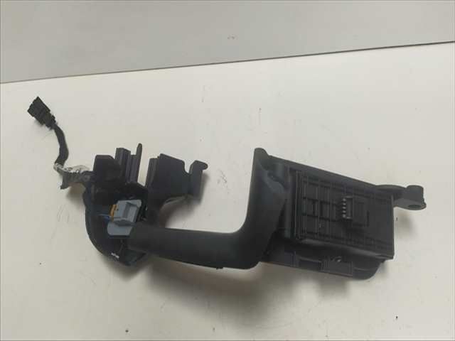 Foto 2ª: Botonera Elevalunas Audi A6 2.4 GASOLINA AUTOMATICO [G BDW] (2005)