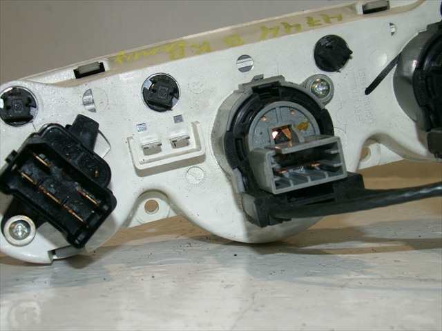 Foto 4ª: Mando Calefacción A. A. Ford Focus 1.8 TDDI SEDAN, 1998-2004 [C9DB] (2001)