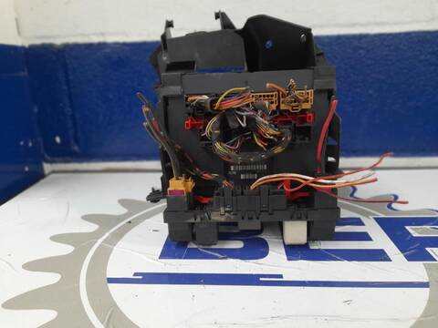 Caja Reles Fusibles Volkswagen Touran 1.9 TDI 105CV