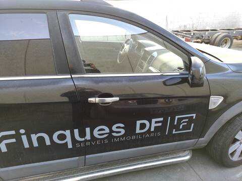 Puerta Delantera Derecha Chevrolet Captiva Z20S