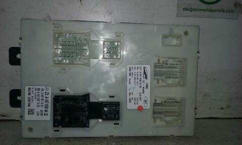 Caja Reles Fusibles Mercedes Vito 109/111 CDI LANG 447.601) 114CV 84KW