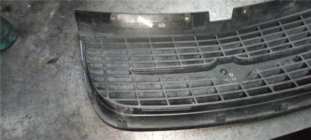 Foto 3ª: Rejilla Delantera Chrysler Stratus 2.5 V6 LX [2.5 LTR. - 120 KW CAT] [625H]