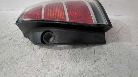 Foto 2ª: Piloto Trasero Derecho Opel Zafira 1.9 CDTI M75) 120CV [Z 19 DT] (2005)