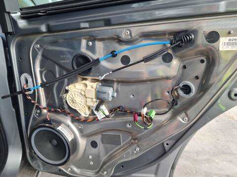 Elevalunas Manual Trasero Derecho Mercedes Clase C 160 C 220 T CDI 4-MATIC 204.284) 170CV 125KW FAMILIAR