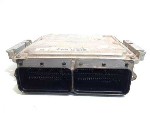 Foto 4ª: Centralita Motor ECU Hyundai i40 STYLE 141CV 104KW [D4FD] (2015)