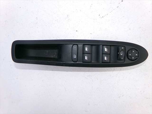 Botonera Elevalunas Citroen C4 1.6 HDI 2010-2018