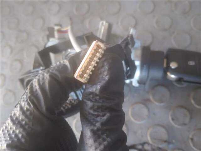 Foto 2ª: Motor de Arranque Volkswagen Golf 2.0 ADVANCE BLUEMOTION TECH. [2.0 LTR. - 110 KW TDI] [CRL]