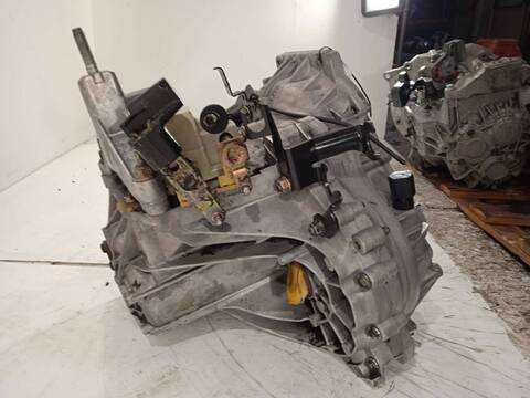 Foto 3ª: Caja Cambios Ford Focus 1.8 TDDI TD CAT BERLINA 90CV 66KW [C9DB] (2000)