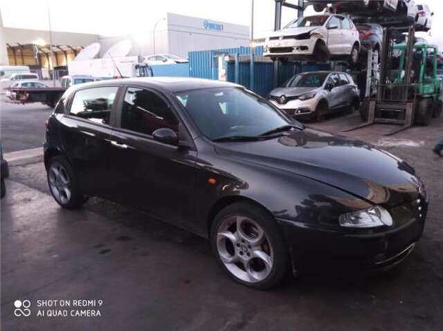Foto 2ª: Faro Derecho Alfa Romeo 147 1.9 JTD 16V DISTINCTIVE [1.9 LTR. - 103 KW JTD 16V CAT] [192 A5.000]