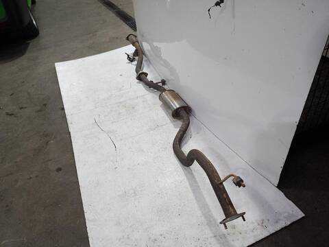 Foto 3ª: Tubo de Escape Nissan Qashqai ACENTA 116CV [HRA2DDT] (2013)