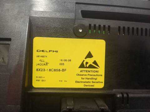 Foto 4ª: Sistema Audio Radio CD Jaguar XF 2.7 V6 DIESEL PREMIUM LUXURY 207CV 152KW [7G] (2008)