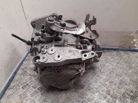 Foto 3ª: Caja Cambios Opel Corsa 111 YEARS 95CV 70KW [A13DTR] (2015)