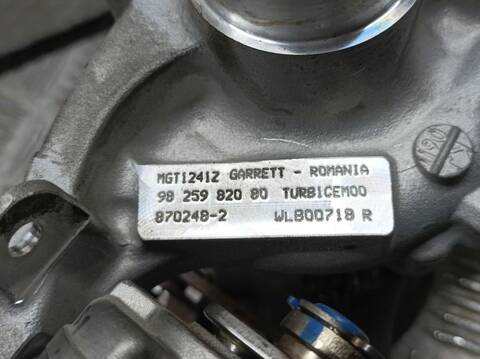 Foto 3ª: Turbocompresor Peugeot 208 1.2 12V E-THP - PURETECH 110CV 81KW [HN05] (2012)