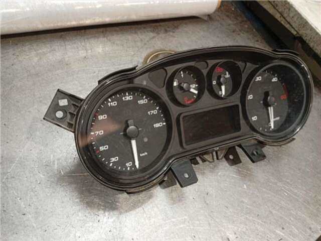 Foto 2ª: Cuadro de Instrumentos Iveco Daily 3.0 DIESEL [F1CGL411AE]