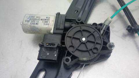 Foto 3ª: Elevalunas Eléctrico Delantero Derecho Bmw Serie 1 114 118D 143CV 105KW [N47D20C] (2012)