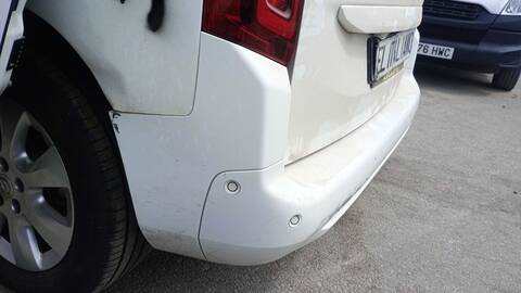 Foto 3ª: Paragolpes Trasero Opel Combo EDITION PLUS XL 102CV 75KW [YH01] (2019)