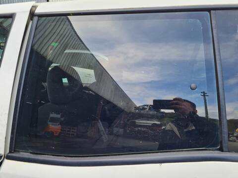 Luna Delantera Izquierda Nissan Terrano 2.7 TDI 4WD 125CV 92KW