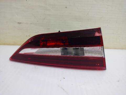 Piloto Portón Izquierdo Opel Grandland OPEL 2020 131CV