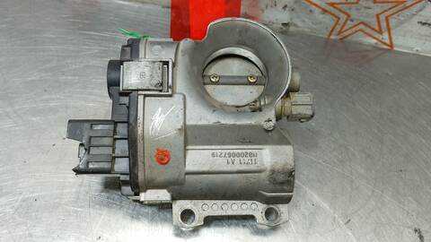 Foto 2ª: Caja Mariposa Renault Clio AUTHENTIQUE 75CV 55KW (2001)