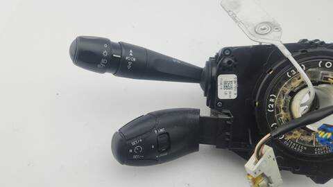 Foto 3ª: Mando Multifuncion Peugeot 208 STYLE 99CV 73KW [BH02] (2016)