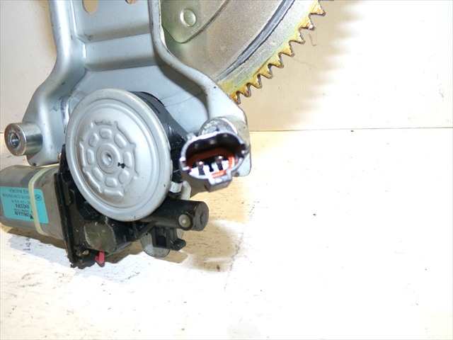 Foto 4ª: Elevalunas Eléctrico Delantero Derecho Kia Carnival 2.9 CRDI 2001-2006 [J3] (2002)